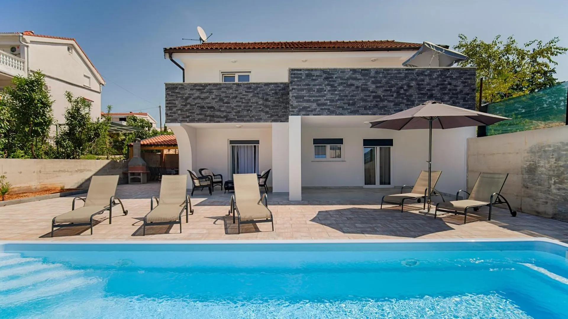 New Villa With Pool, 600 M From The Beach - By Traveler Tourist Agency Krk Id 2164 Pinezici   Pinezici (Krk)