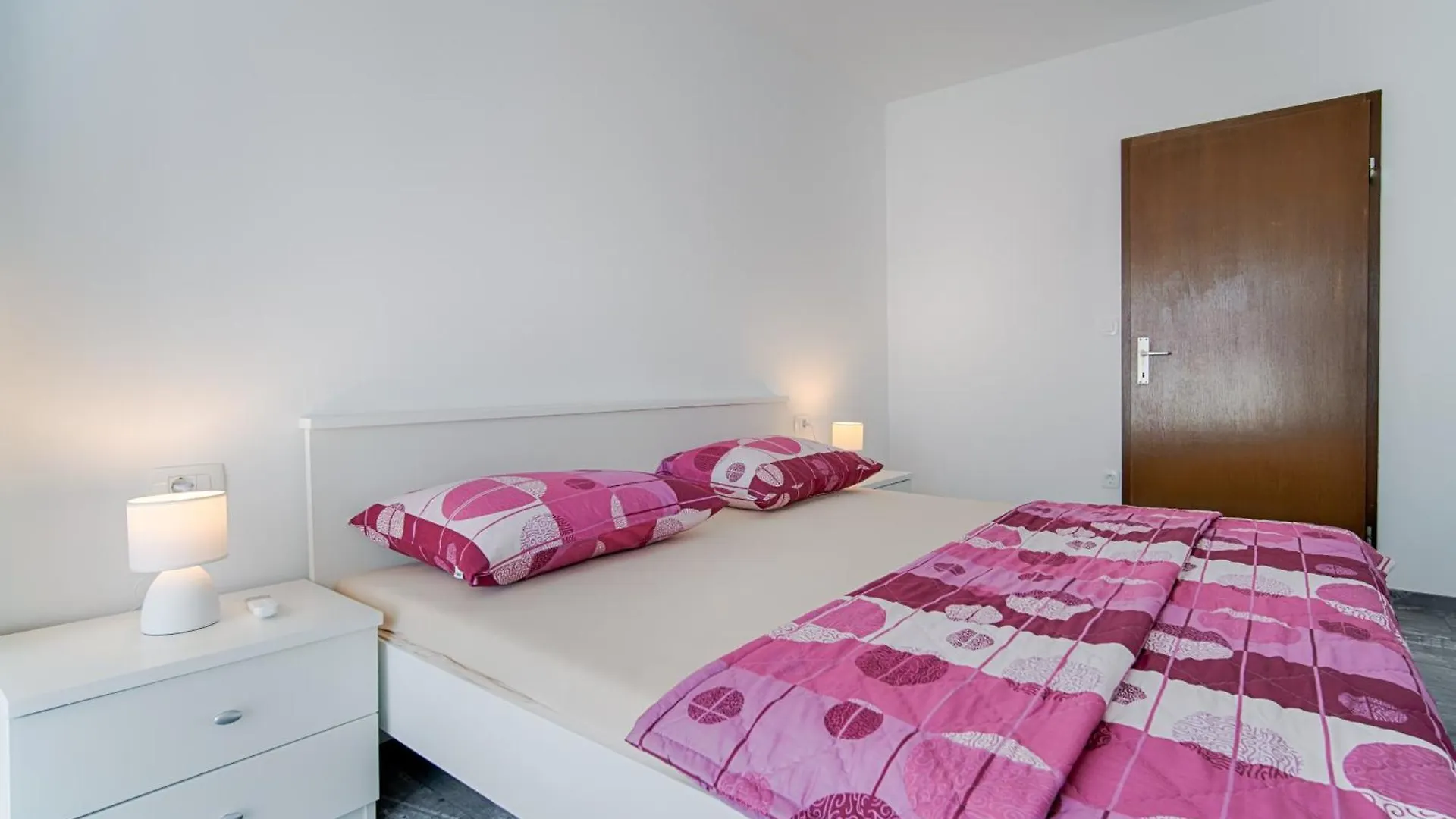 New Villa With Pool, 600 M From The Beach - By Traveler Tourist Agency Krk Id 2164 Pinezici   Pinezici (Krk)