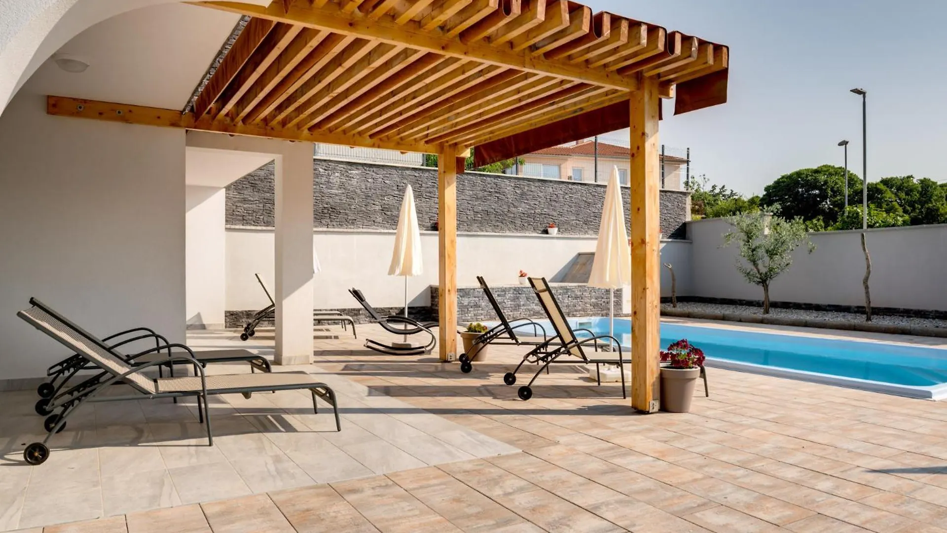 New Villa With Pool, 600 M From The Beach - By Traveler Tourist Agency Krk Id 2164 Pinezici   Pinezici (Krk)