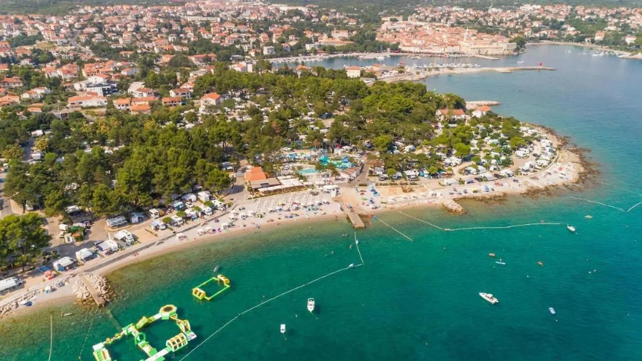 New Villa With Pool, 600 M From The Beach - By Traveler Tourist Agency Krk Id 2164 Pinezici  0*, Pinezici (Krk) Croatia
